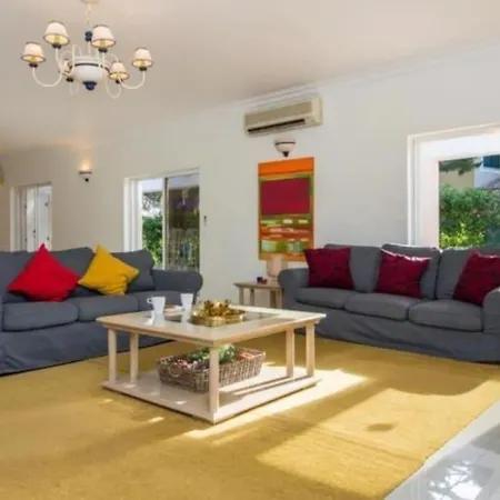 Vilamoura Golf Mansion By Ici Algarve Villa