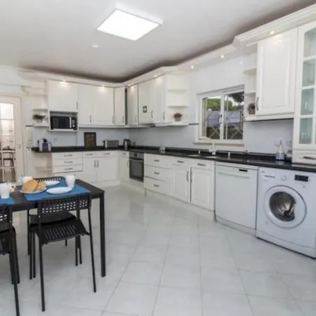 Vilamoura Golf Mansion - Games & Privat Heated Pool & Horsemanship & Golf * Quarteira