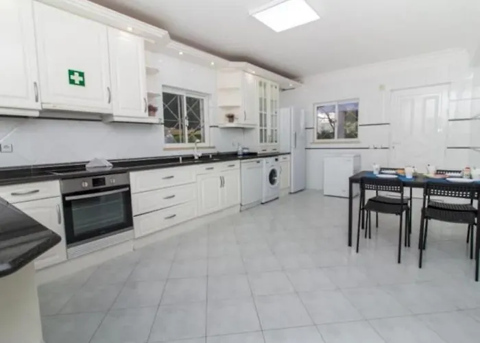 Vilamoura Golf Mansion By Ici Algarve Villa